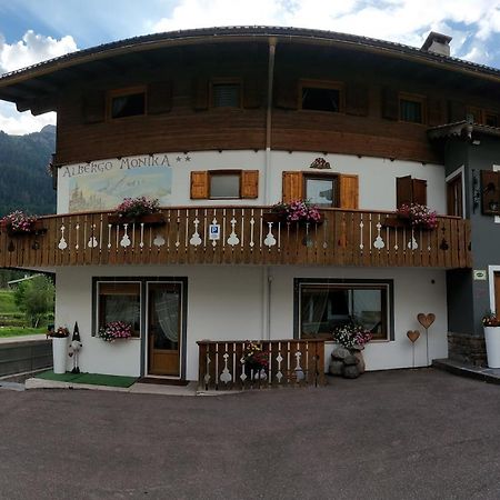 Garni Monika Bed & Breakfast Canazei Exterior foto