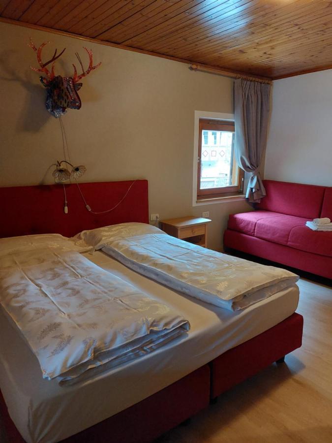 Garni Monika Bed & Breakfast Canazei Exterior foto