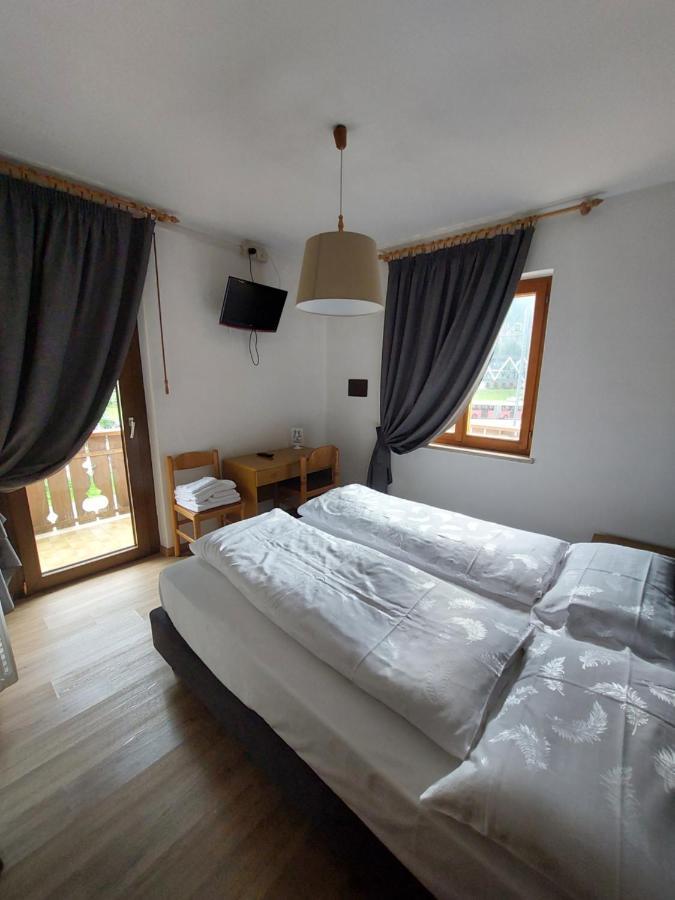 Garni Monika Bed & Breakfast Canazei Exterior foto